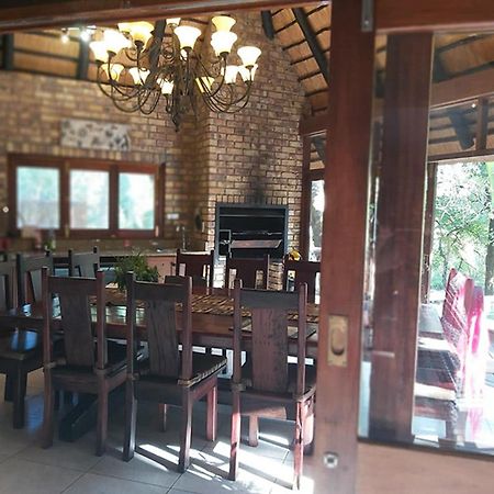 Dreamy 3 Bedroom Villa On The Edge Of The Sabie River In Kruger Park Lodge Hazyview Buitenkant foto