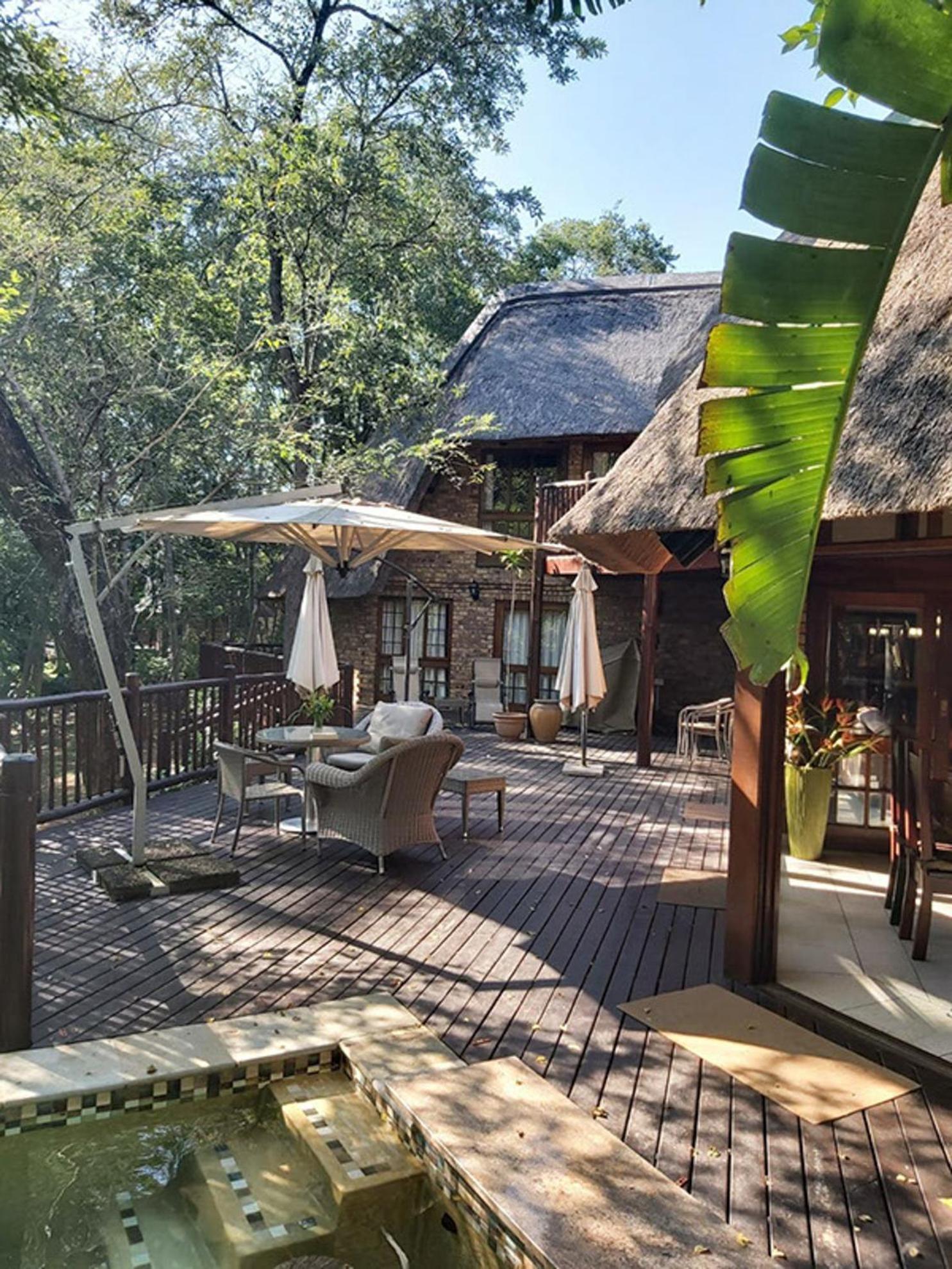 Dreamy 3 Bedroom Villa On The Edge Of The Sabie River In Kruger Park Lodge Hazyview Buitenkant foto